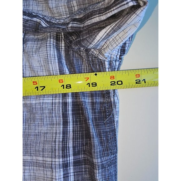 Rock & Republic LS black and white plaid shirt. Size Medium - Picture 5 of 6